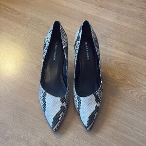 Marc fisher snake pumps ✨👠